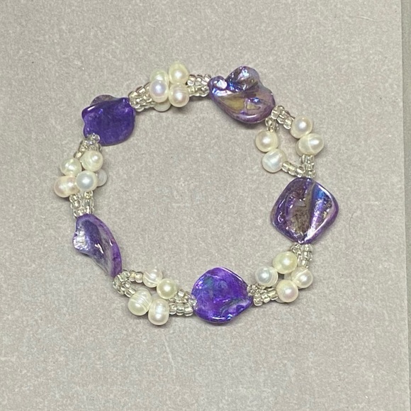 Freshwater Pearl & Purple Dyed Mother Of Pearl Handmade Stretch Bracelet - Picture 2 of 5